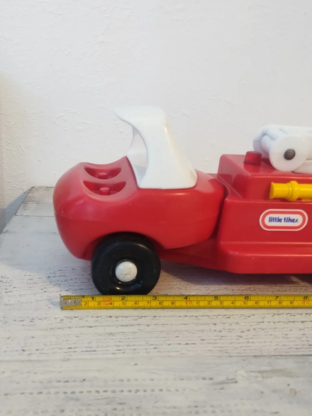 Vintage Little Tikes Toddle Tots Red Fire Truck open to offers
